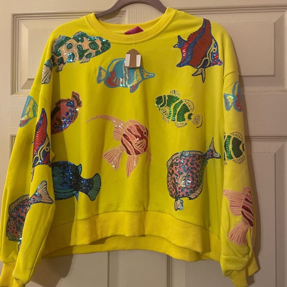 Queen of Sparkles NWT Fish Sweatshirt XS